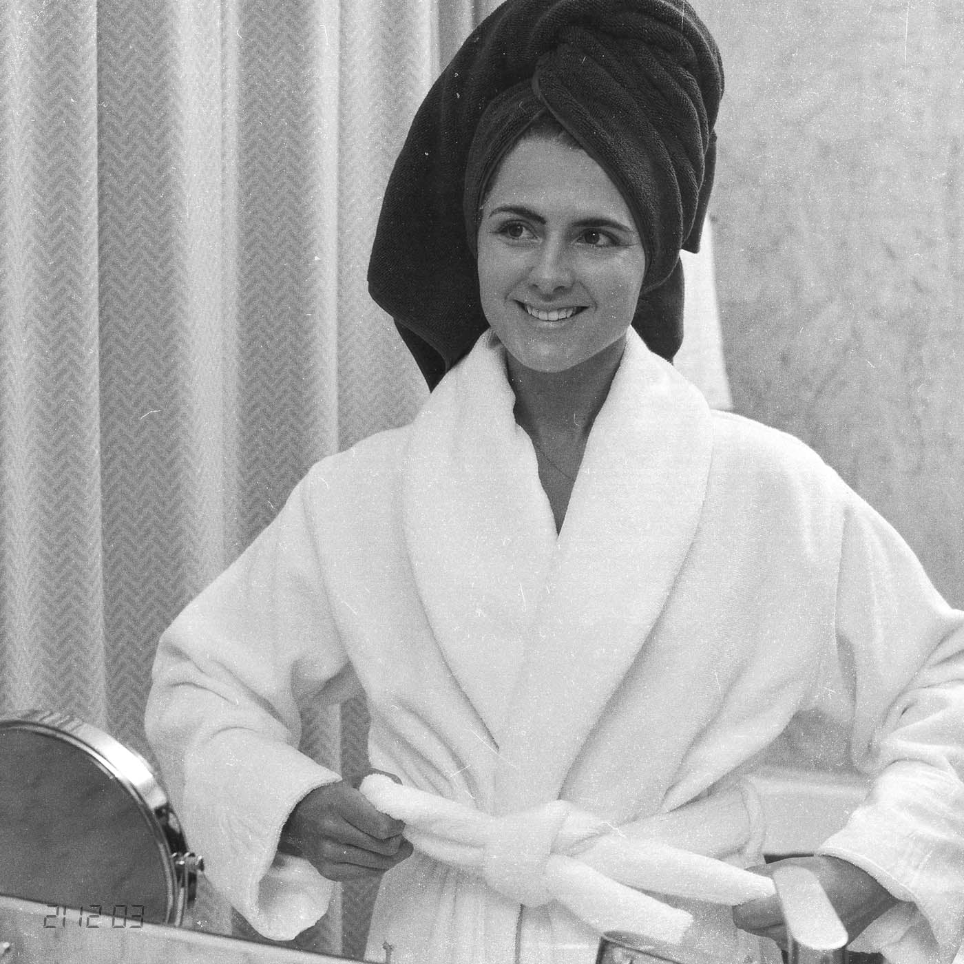 The Hôtel Bathrobe - Juniper