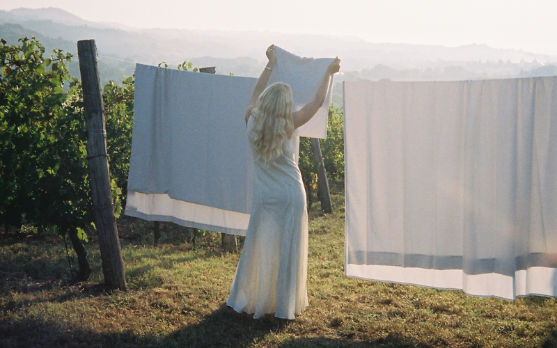 Best Material for Bed Sheets – TENCEL™, Cotton or Silk?