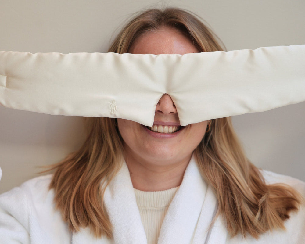 Why You Should Sleep with a Silk Sleep Mask – 5 Key Benefits