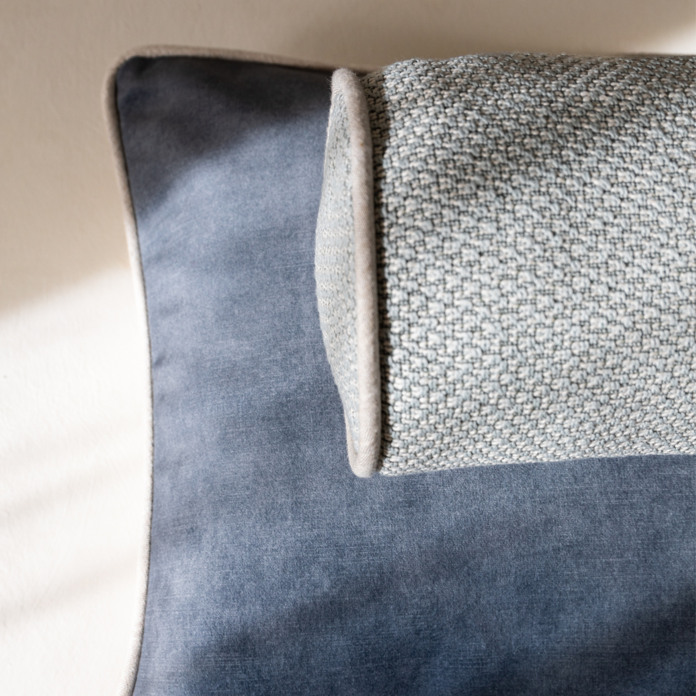 Shadow Lake Pale Horizon