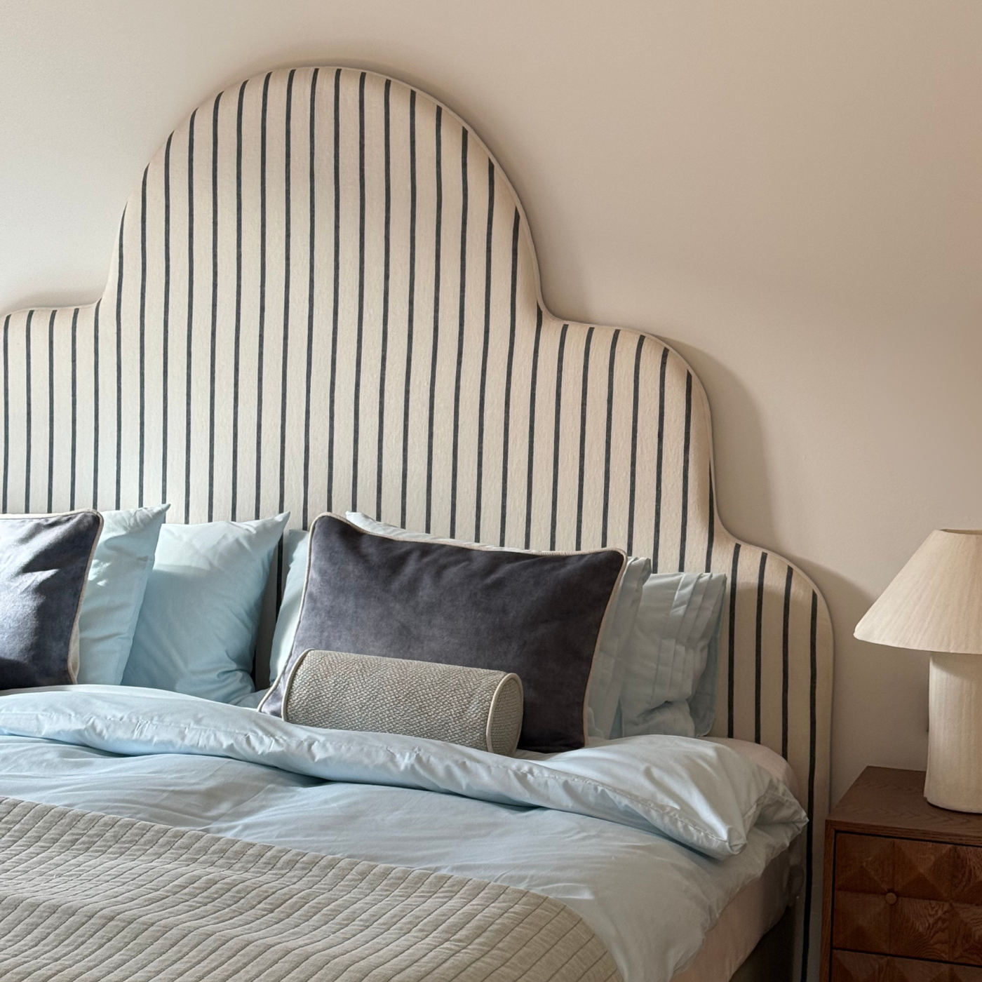 Shadow Lake Pale Horizon