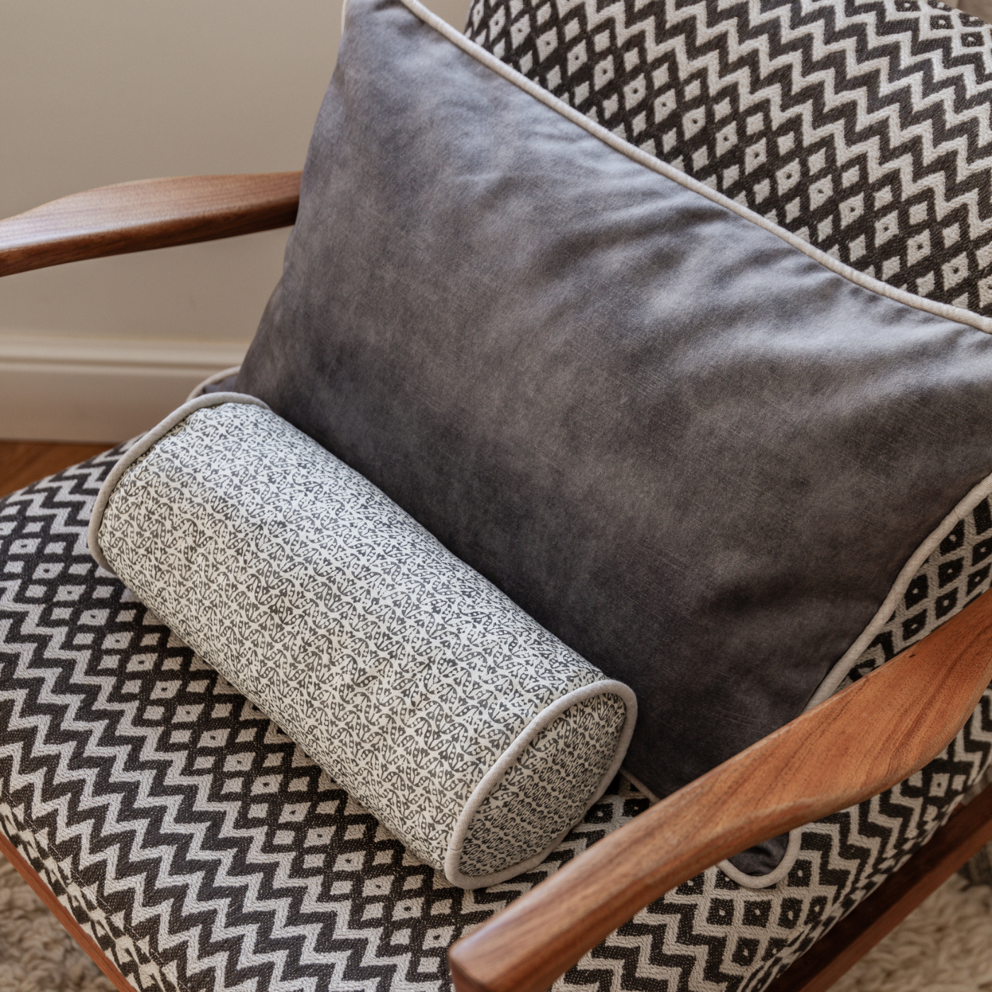 Dusky Cloud Shaded Shale