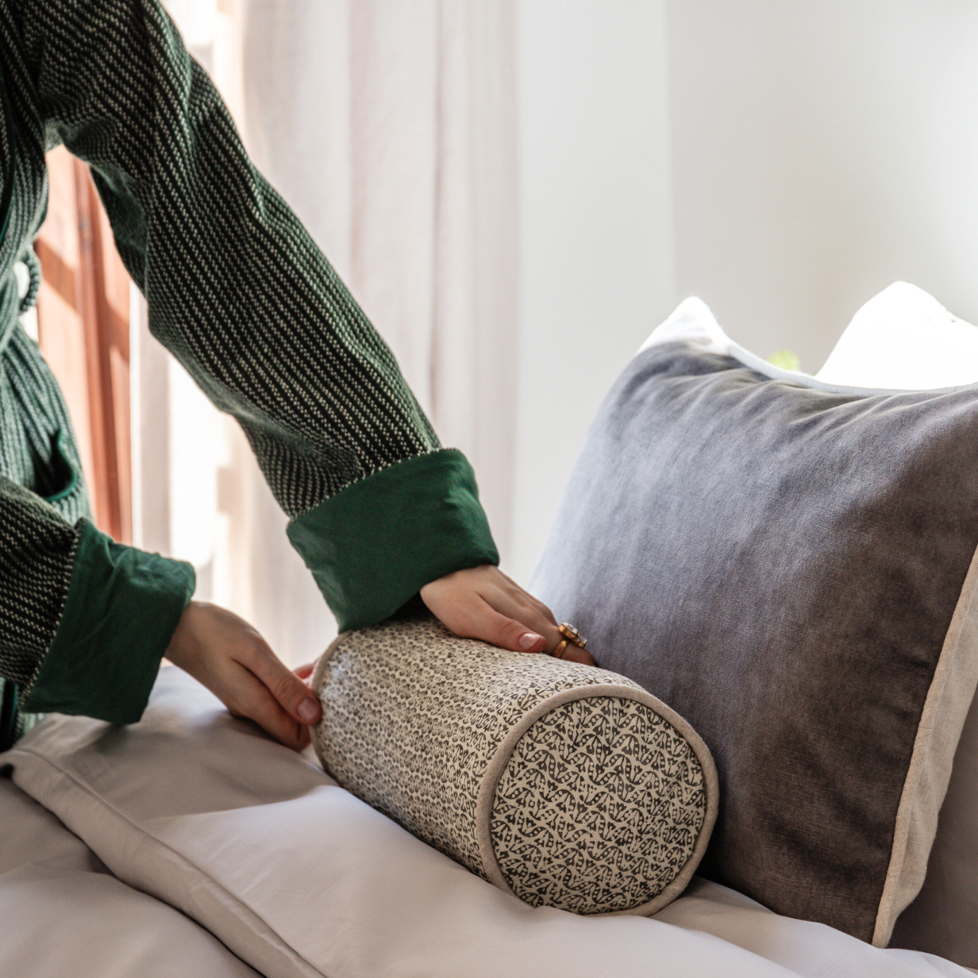 Dusky Cloud Shaded Shale