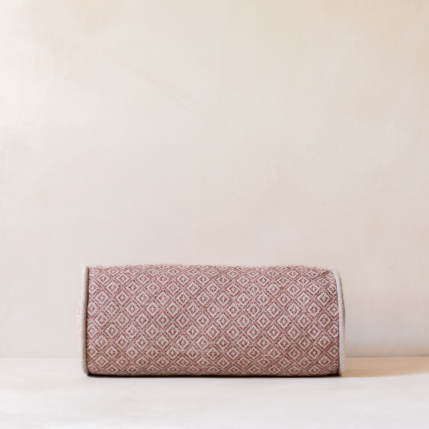 Junipers dekorativa kollektion Florence här i Blush Sand