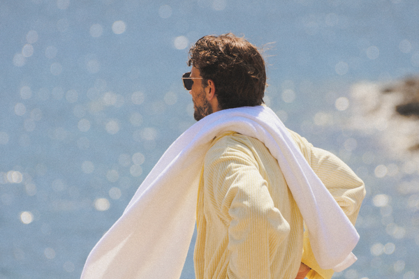 Jacob in Mallorca, white Juniper Towel