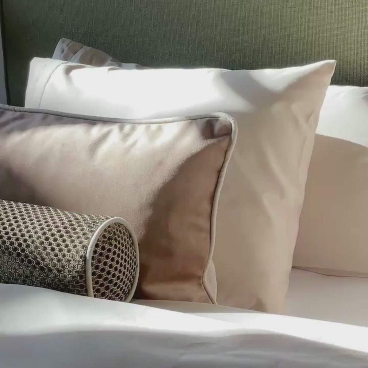 Mountain Clay Shimmering Olive Green