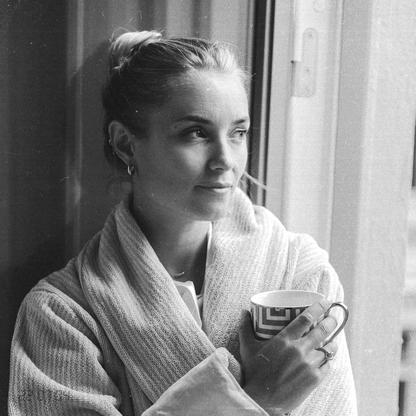 The Finca Bathrobe - Striped Corral Pink - Juniper