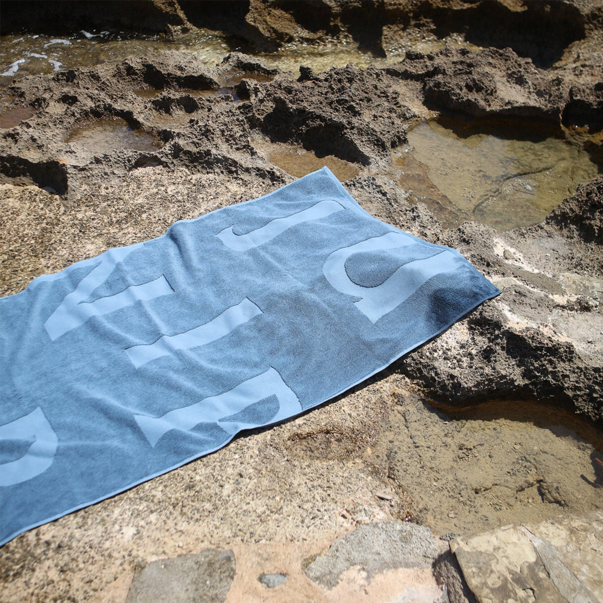 The Pool Towel - North Sea Blue - Juniper