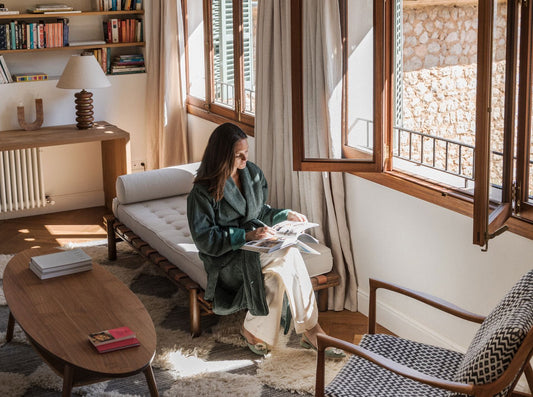 En titt bakom linsen på vår Juniper på Mallorca - Juniper