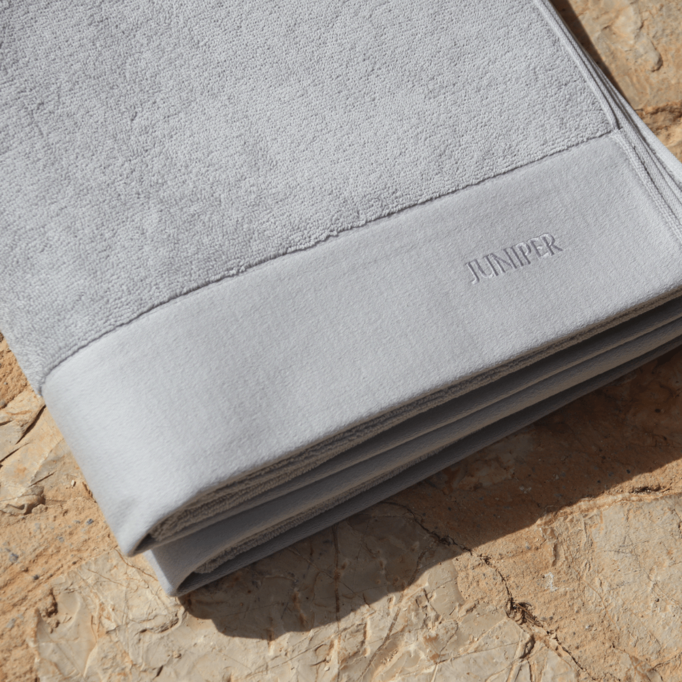 Badhanddukarna - Stone Grey