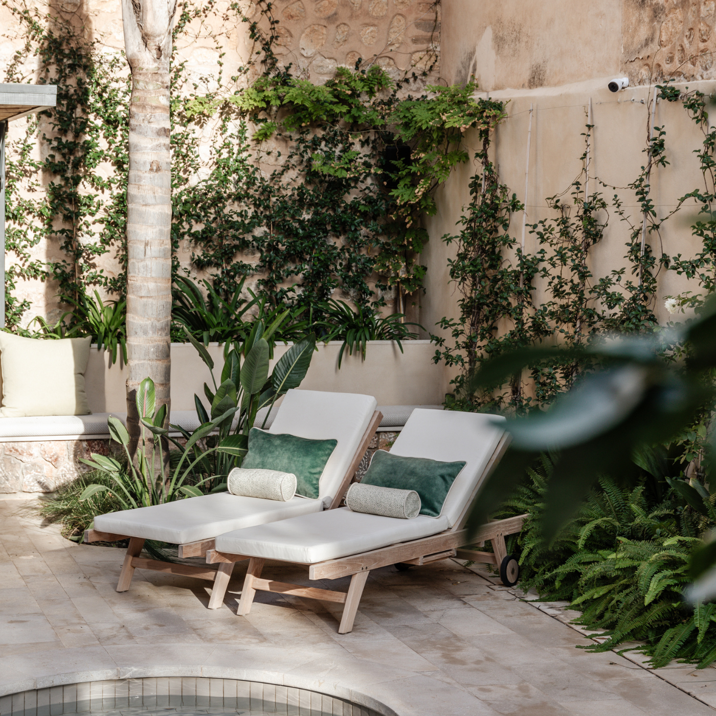 Junipers dekorativa kollektion Florence här i Tuscan Garden