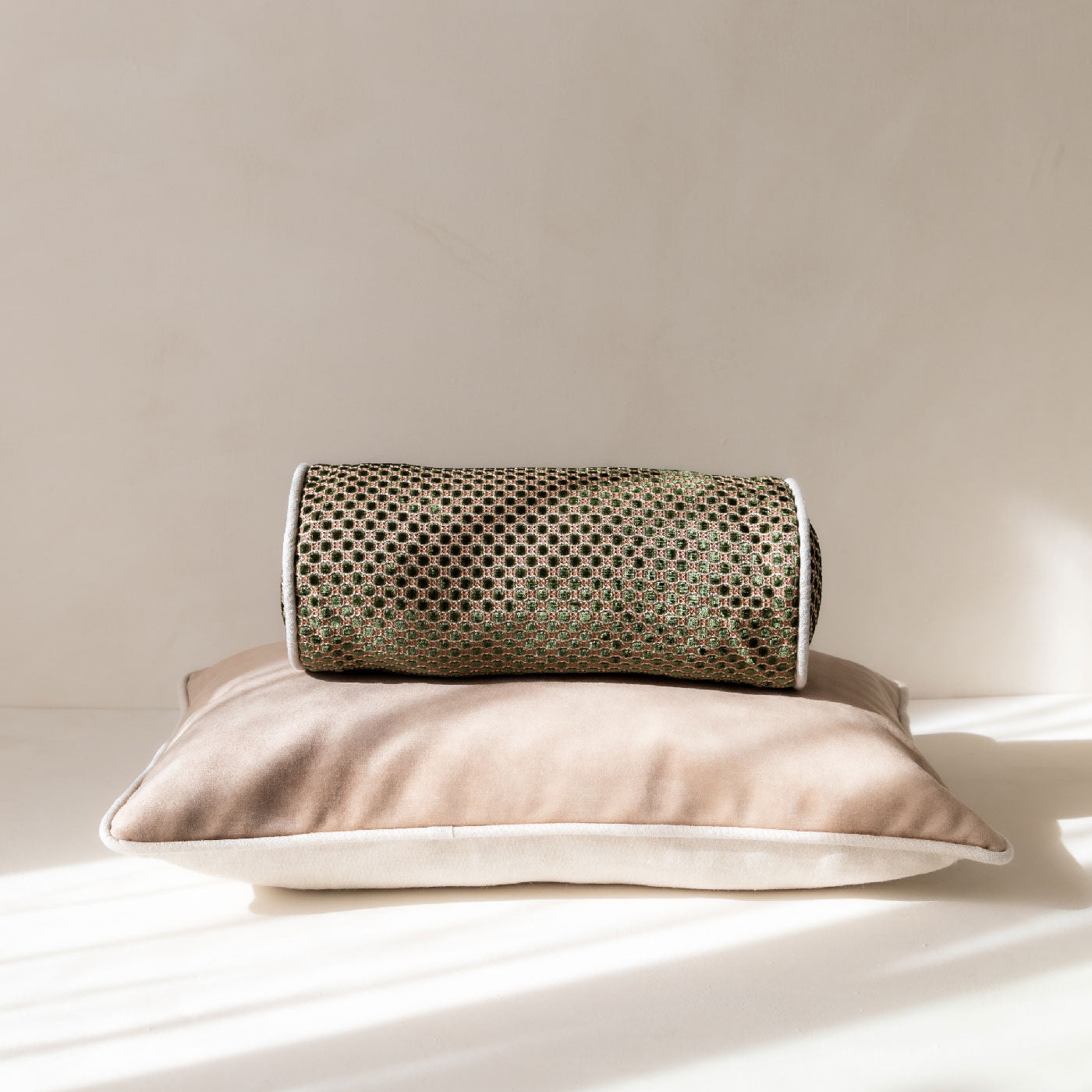 Mountain Clay Skimrande Olivgrön